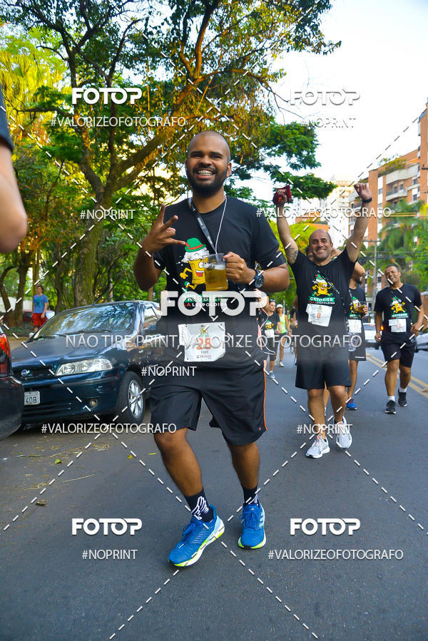 Buy your photos of the eventOktobier Corrida da Cerveja 2019 on Fotop