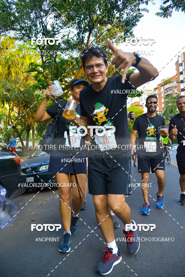 Buy your photos of the eventOktobier Corrida da Cerveja 2019 on Fotop