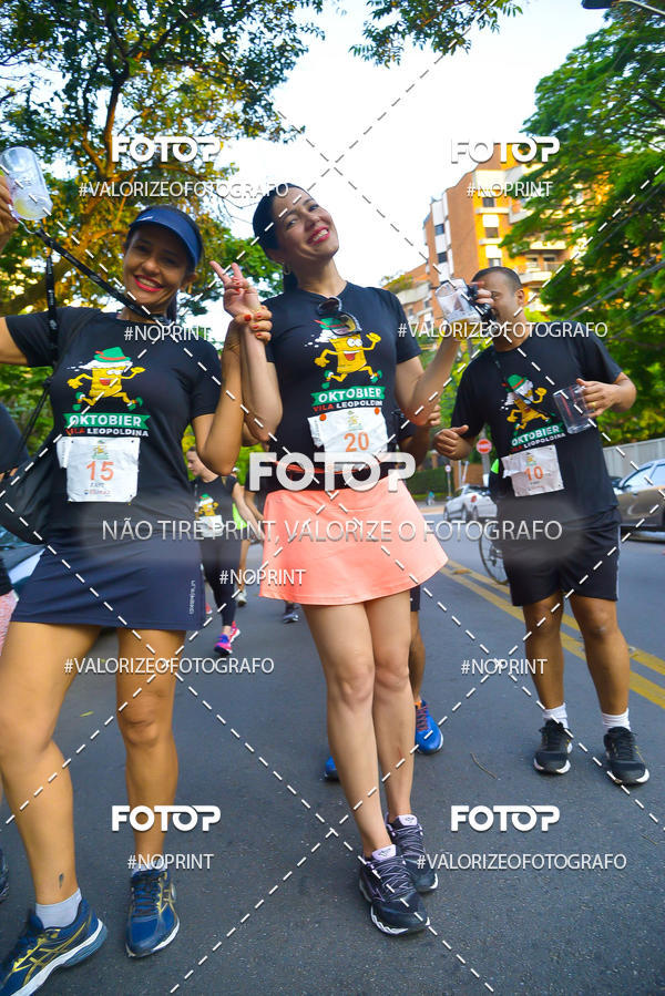 Buy your photos of the eventOktobier Corrida da Cerveja 2019 on Fotop