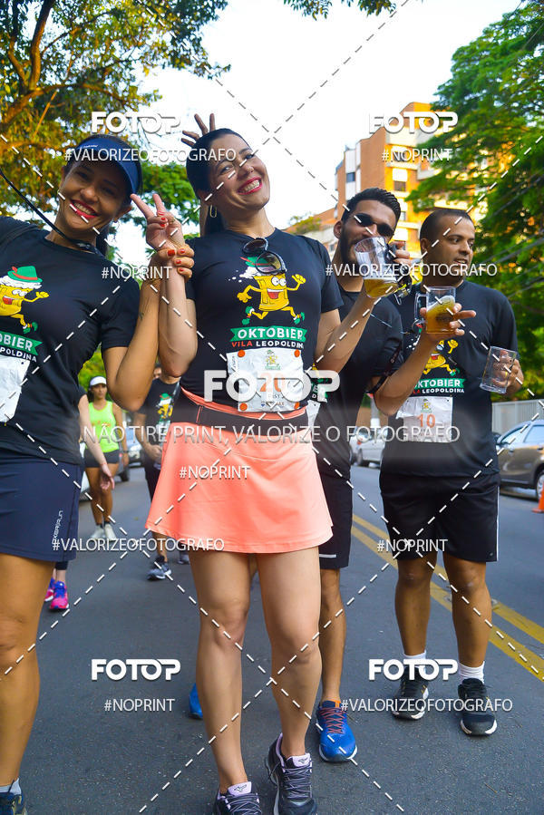 Buy your photos of the eventOktobier Corrida da Cerveja 2019 on Fotop
