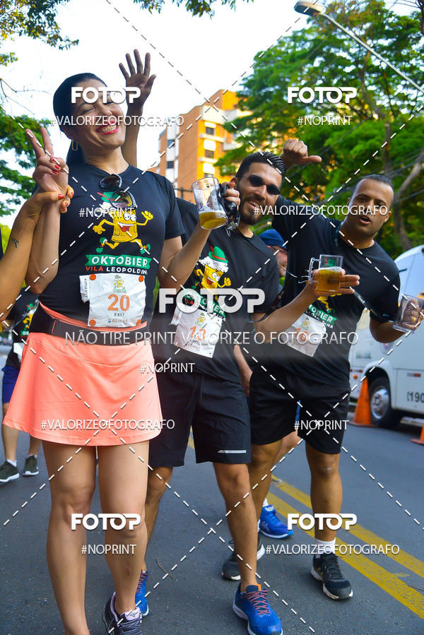 Buy your photos of the eventOktobier Corrida da Cerveja 2019 on Fotop