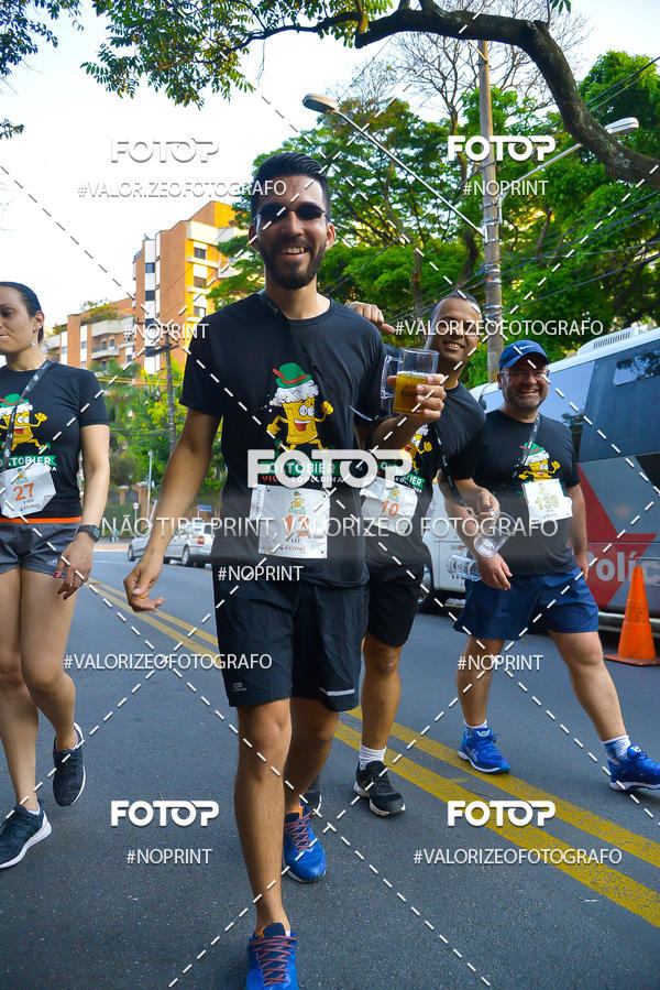 Buy your photos of the eventOktobier Corrida da Cerveja 2019 on Fotop