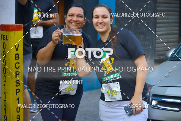 Buy your photos of the eventOktobier Corrida da Cerveja 2019 on Fotop