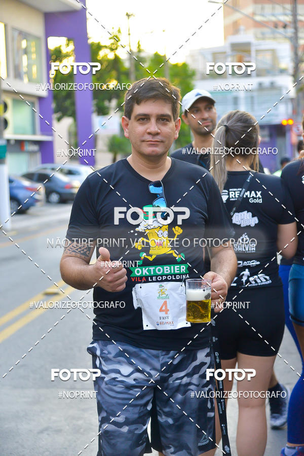 Buy your photos of the eventOktobier Corrida da Cerveja 2019 on Fotop