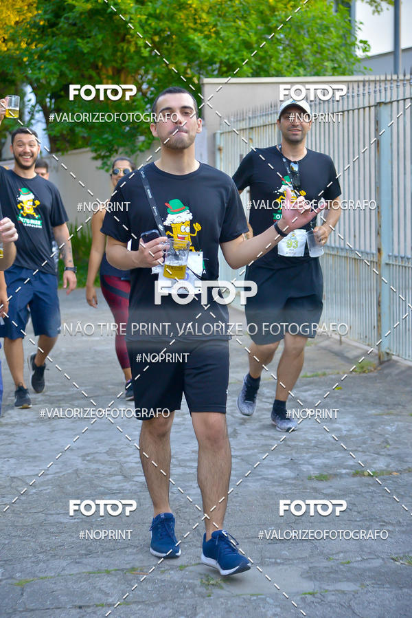 Buy your photos of the eventOktobier Corrida da Cerveja 2019 on Fotop