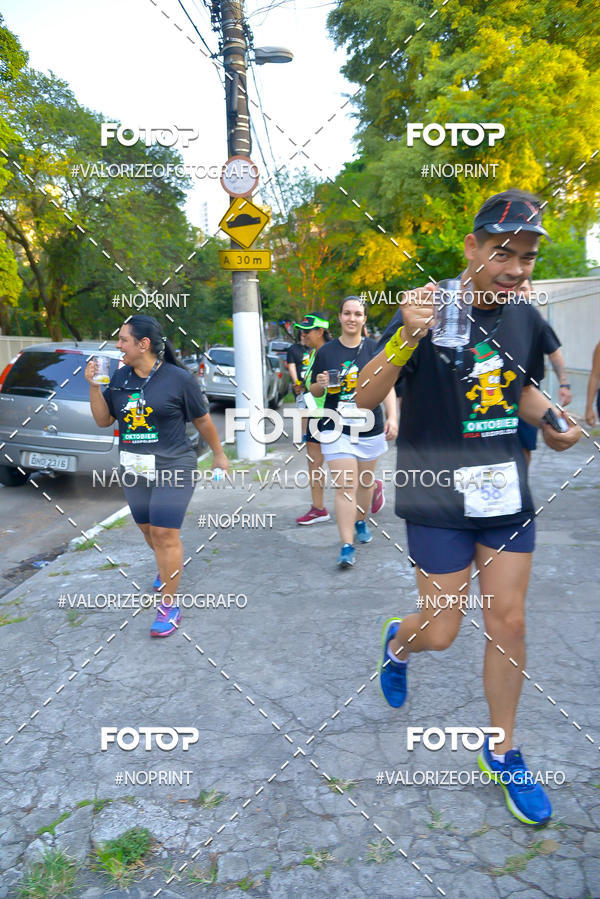 Buy your photos of the eventOktobier Corrida da Cerveja 2019 on Fotop