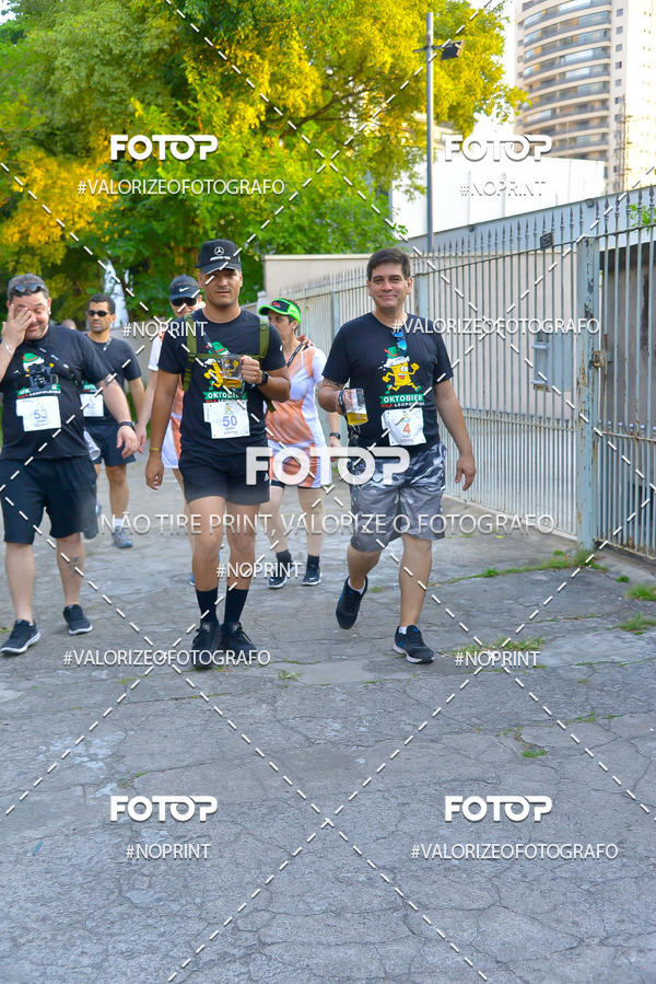 Buy your photos of the eventOktobier Corrida da Cerveja 2019 on Fotop
