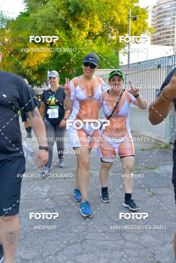 Buy your photos of the eventOktobier Corrida da Cerveja 2019 on Fotop