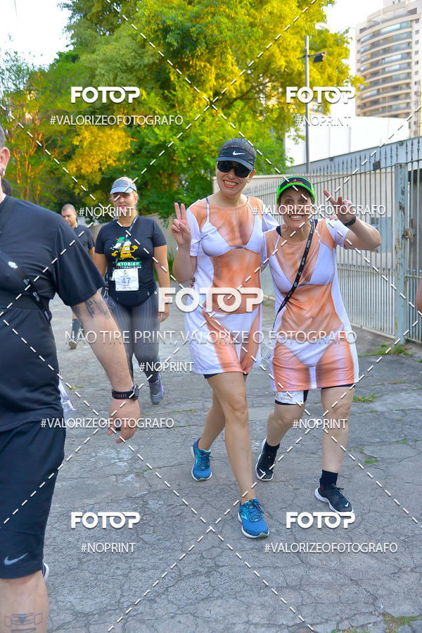 Buy your photos of the eventOktobier Corrida da Cerveja 2019 on Fotop