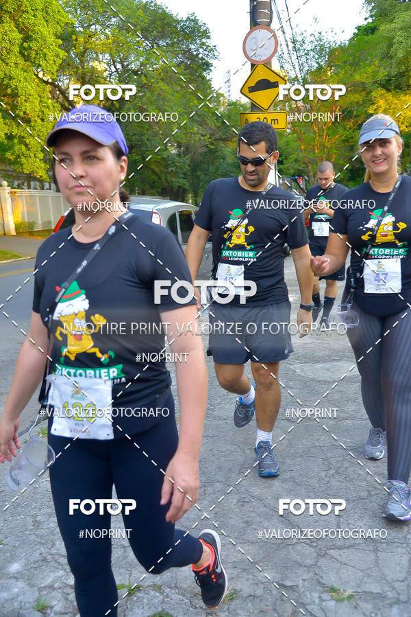 Buy your photos of the eventOktobier Corrida da Cerveja 2019 on Fotop
