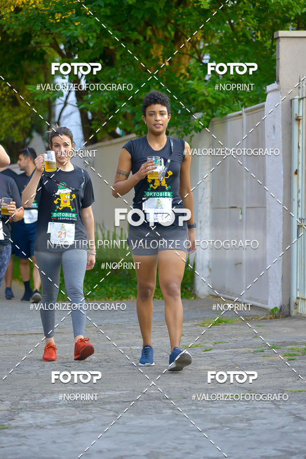 Buy your photos of the eventOktobier Corrida da Cerveja 2019 on Fotop