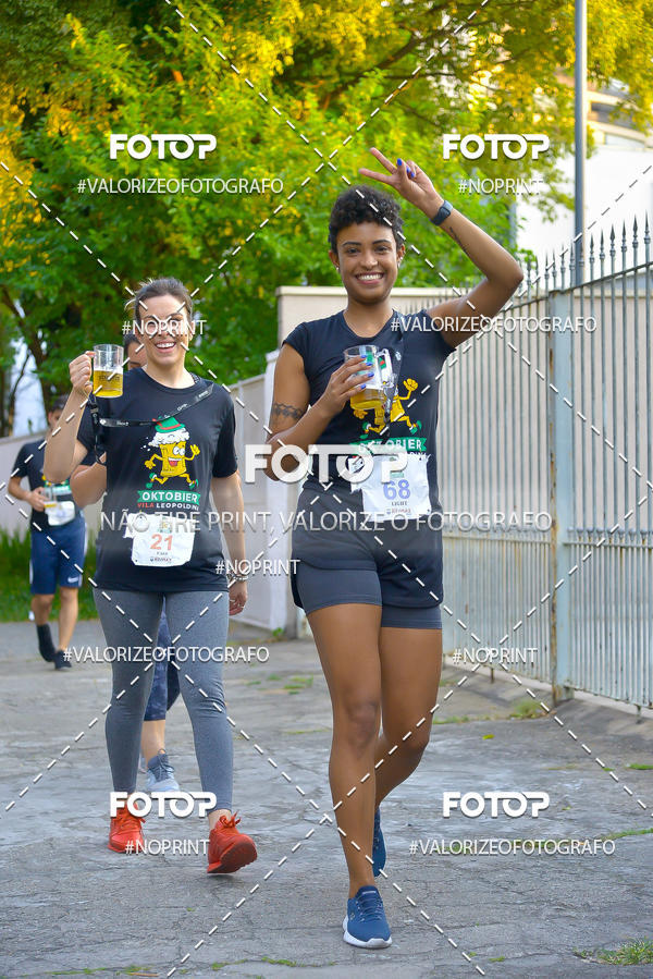 Buy your photos of the eventOktobier Corrida da Cerveja 2019 on Fotop