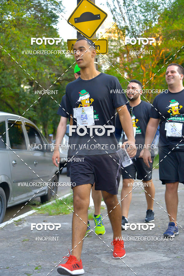 Buy your photos of the eventOktobier Corrida da Cerveja 2019 on Fotop