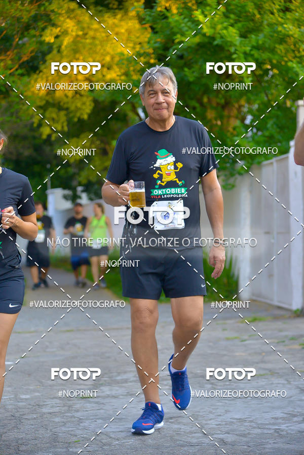 Buy your photos of the eventOktobier Corrida da Cerveja 2019 on Fotop