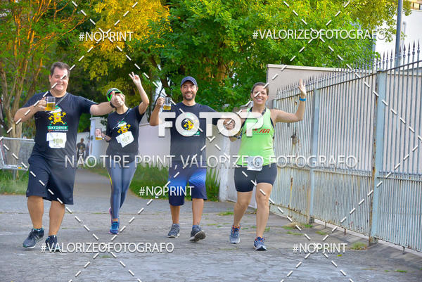 Buy your photos of the eventOktobier Corrida da Cerveja 2019 on Fotop