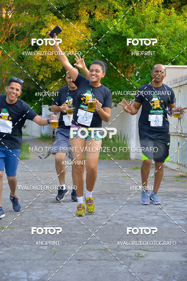 Buy your photos of the eventOktobier Corrida da Cerveja 2019 on Fotop