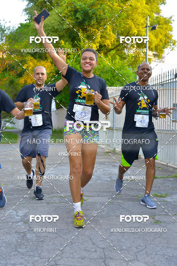 Buy your photos of the eventOktobier Corrida da Cerveja 2019 on Fotop