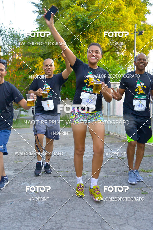 Buy your photos of the eventOktobier Corrida da Cerveja 2019 on Fotop