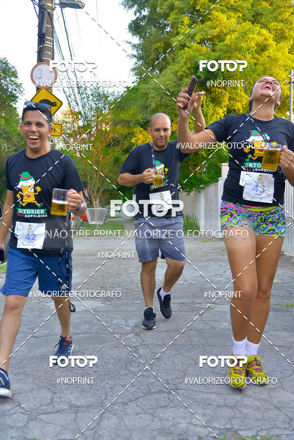 Buy your photos of the eventOktobier Corrida da Cerveja 2019 on Fotop
