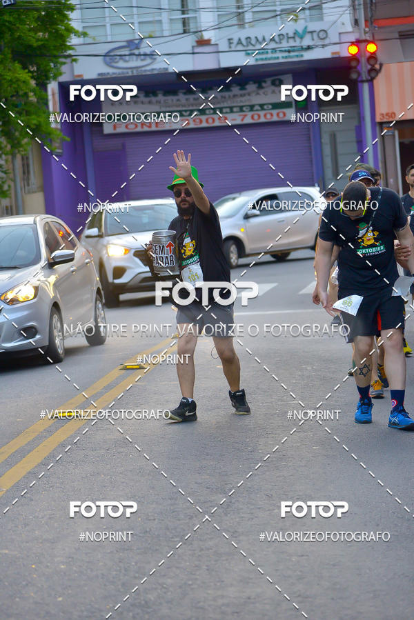Buy your photos of the eventOktobier Corrida da Cerveja 2019 on Fotop