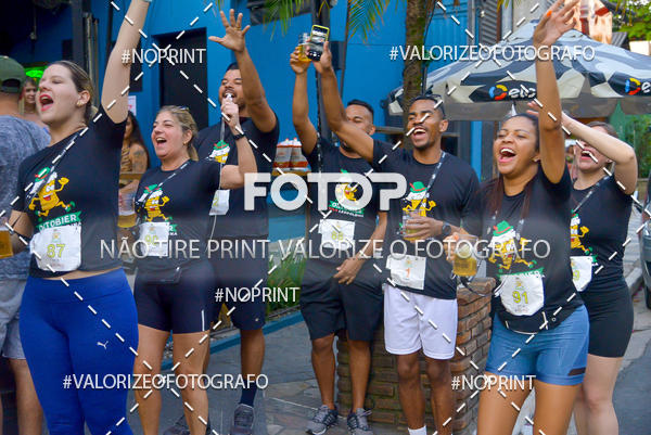 Buy your photos of the eventOktobier Corrida da Cerveja 2019 on Fotop