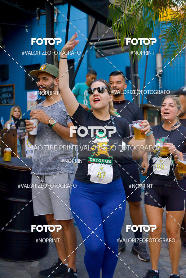 Buy your photos of the eventOktobier Corrida da Cerveja 2019 on Fotop