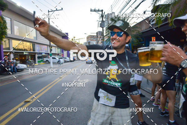 Buy your photos of the eventOktobier Corrida da Cerveja 2019 on Fotop