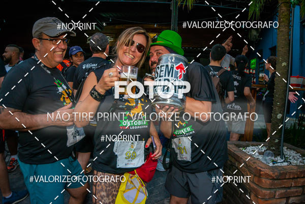 Buy your photos of the eventOktobier Corrida da Cerveja 2019 on Fotop