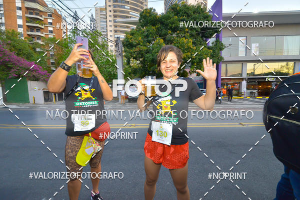 Buy your photos of the eventOktobier Corrida da Cerveja 2019 on Fotop