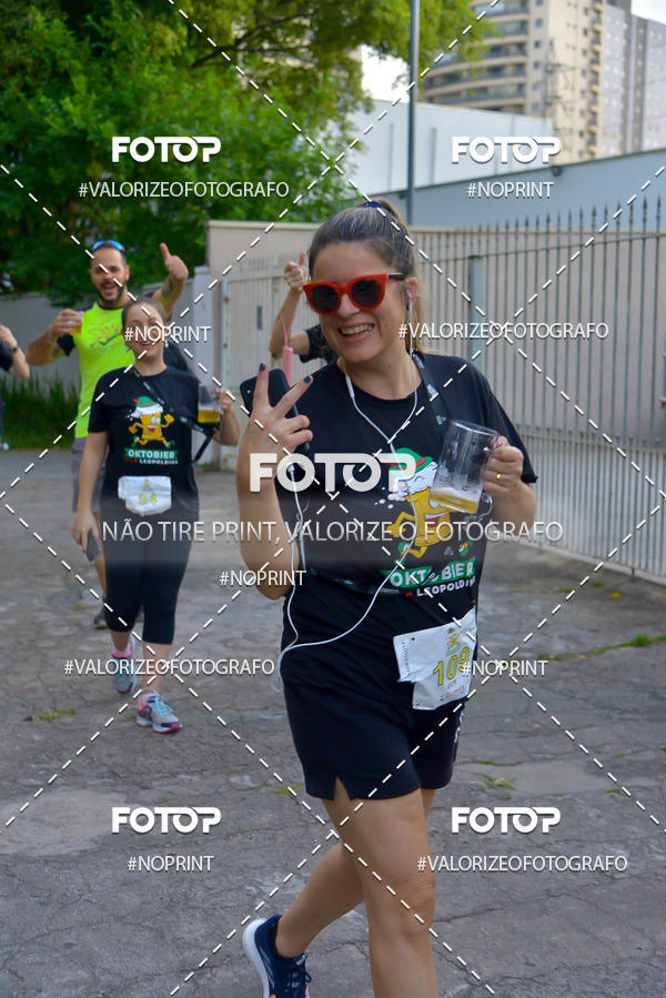 Buy your photos of the eventOktobier Corrida da Cerveja 2019 on Fotop