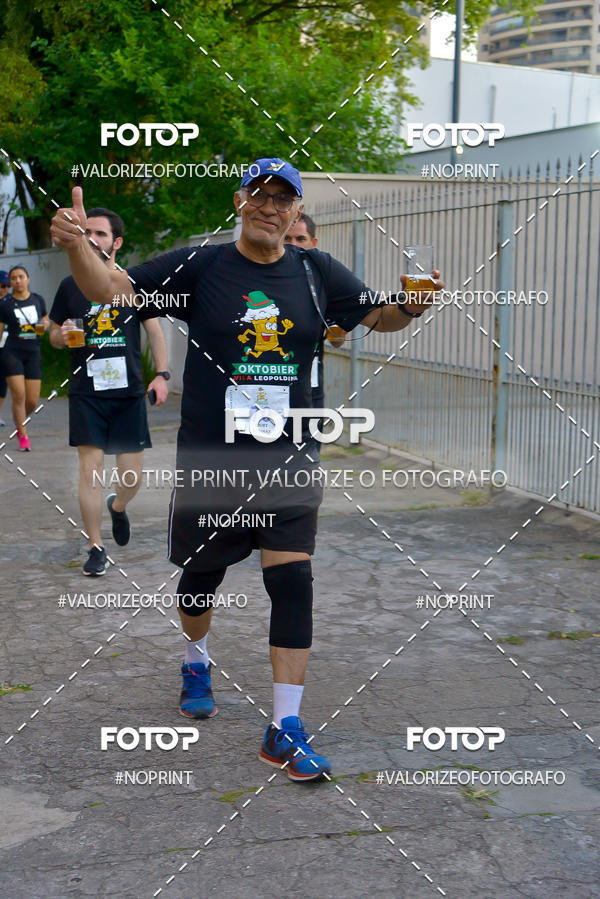 Buy your photos of the eventOktobier Corrida da Cerveja 2019 on Fotop
