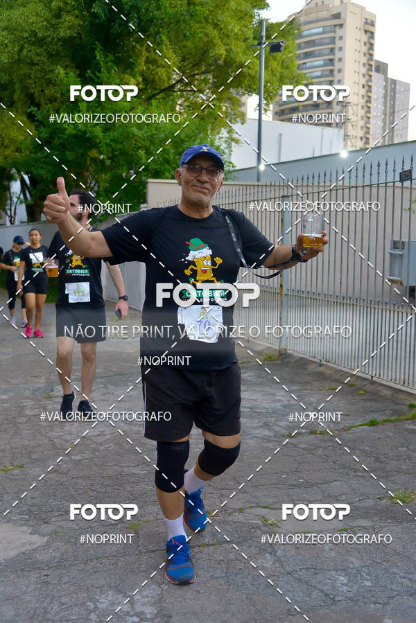 Buy your photos of the eventOktobier Corrida da Cerveja 2019 on Fotop