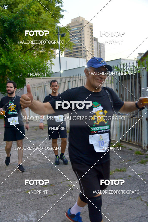 Buy your photos of the eventOktobier Corrida da Cerveja 2019 on Fotop