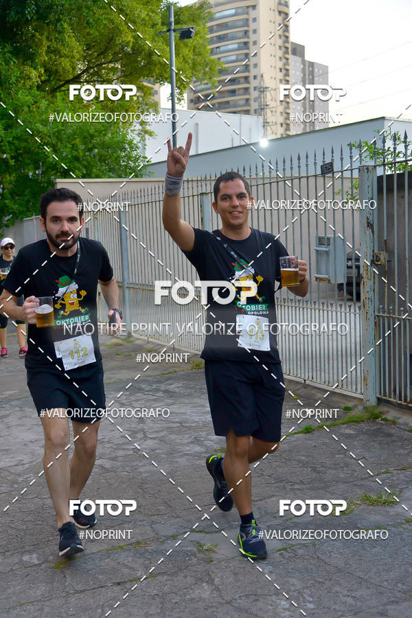 Buy your photos of the eventOktobier Corrida da Cerveja 2019 on Fotop
