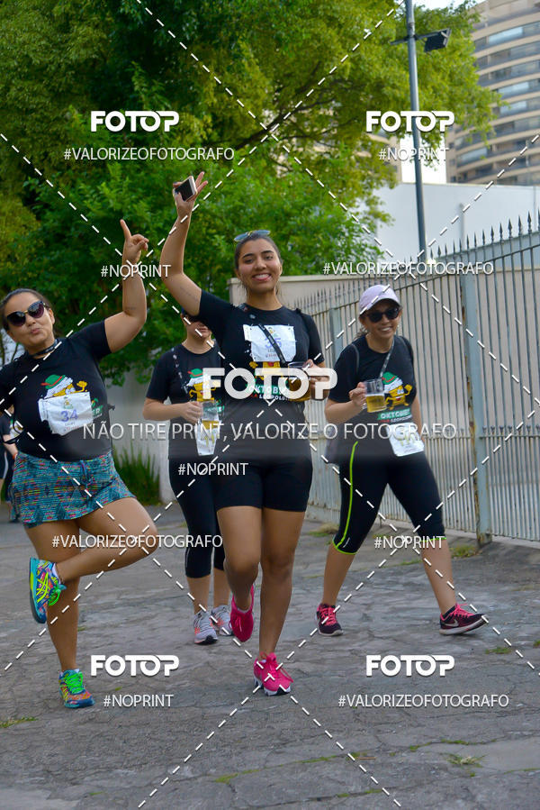 Buy your photos of the eventOktobier Corrida da Cerveja 2019 on Fotop