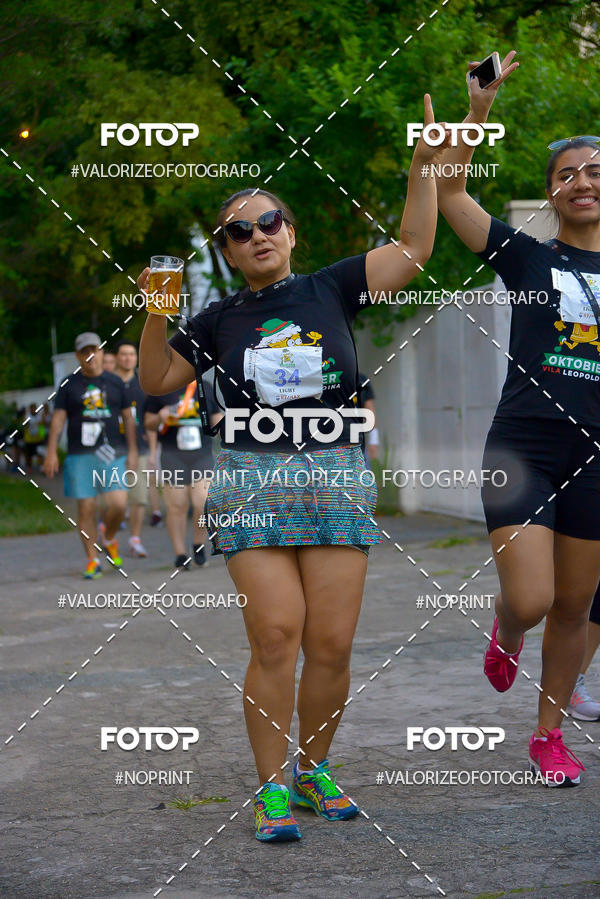 Buy your photos of the eventOktobier Corrida da Cerveja 2019 on Fotop