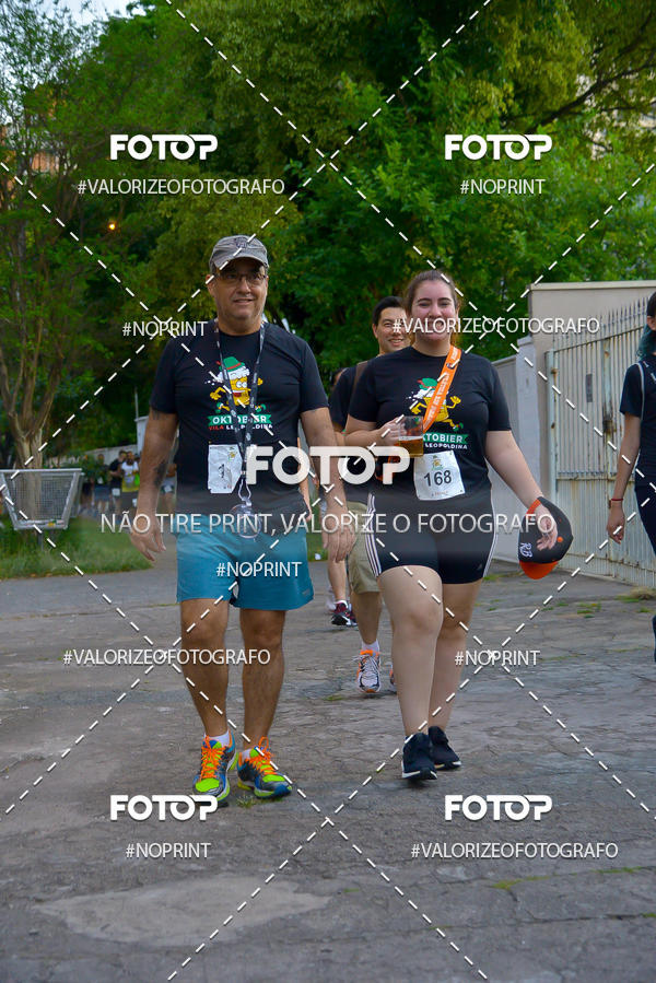 Buy your photos of the eventOktobier Corrida da Cerveja 2019 on Fotop
