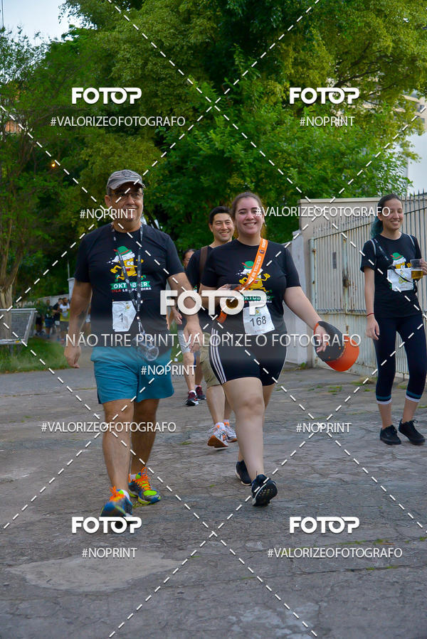 Buy your photos of the eventOktobier Corrida da Cerveja 2019 on Fotop