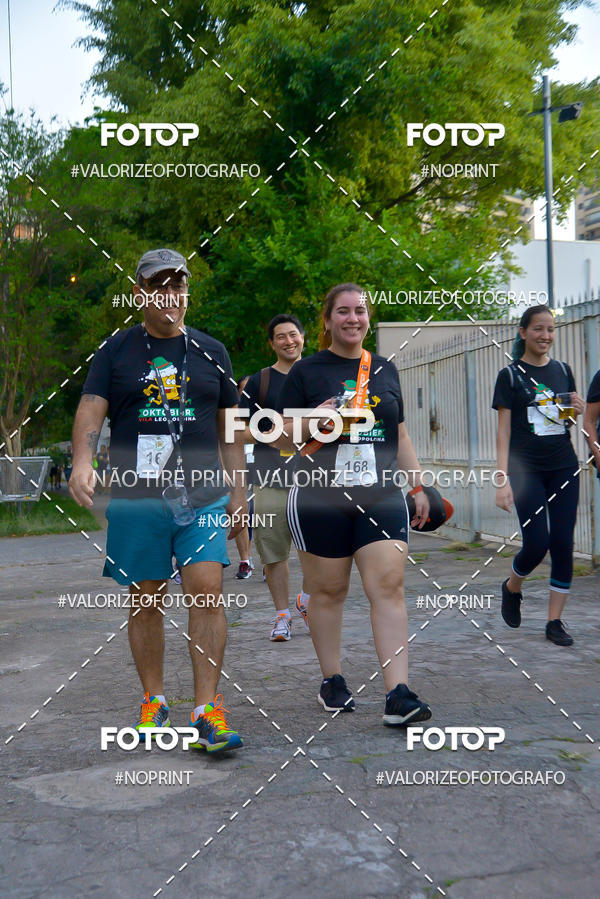 Buy your photos of the eventOktobier Corrida da Cerveja 2019 on Fotop