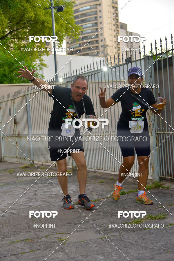 Buy your photos of the eventOktobier Corrida da Cerveja 2019 on Fotop