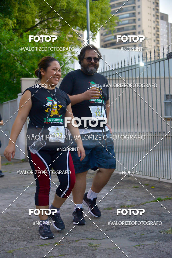 Buy your photos of the eventOktobier Corrida da Cerveja 2019 on Fotop
