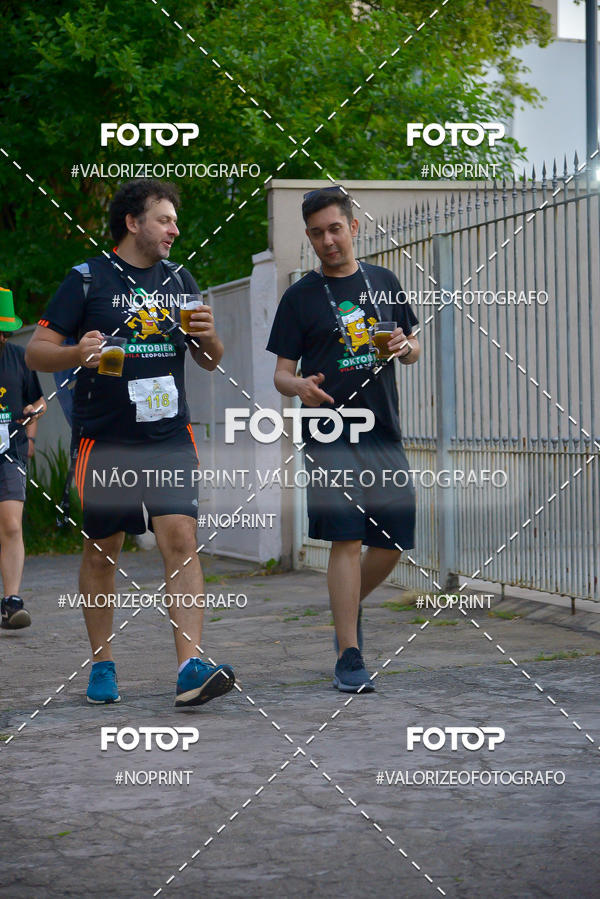 Buy your photos of the eventOktobier Corrida da Cerveja 2019 on Fotop