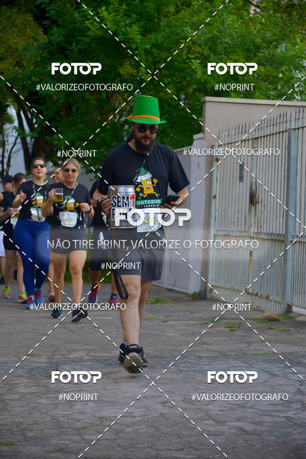 Buy your photos of the eventOktobier Corrida da Cerveja 2019 on Fotop