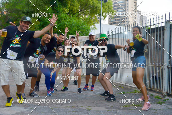 Buy your photos of the eventOktobier Corrida da Cerveja 2019 on Fotop
