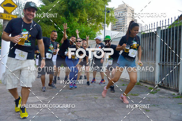 Buy your photos of the eventOktobier Corrida da Cerveja 2019 on Fotop