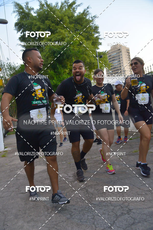 Buy your photos of the eventOktobier Corrida da Cerveja 2019 on Fotop