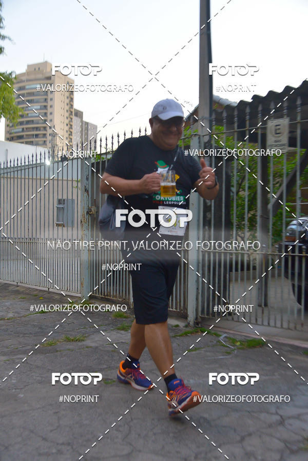 Buy your photos of the eventOktobier Corrida da Cerveja 2019 on Fotop