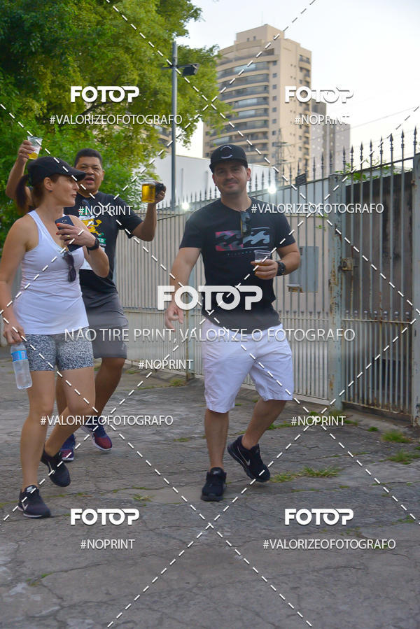 Buy your photos of the eventOktobier Corrida da Cerveja 2019 on Fotop