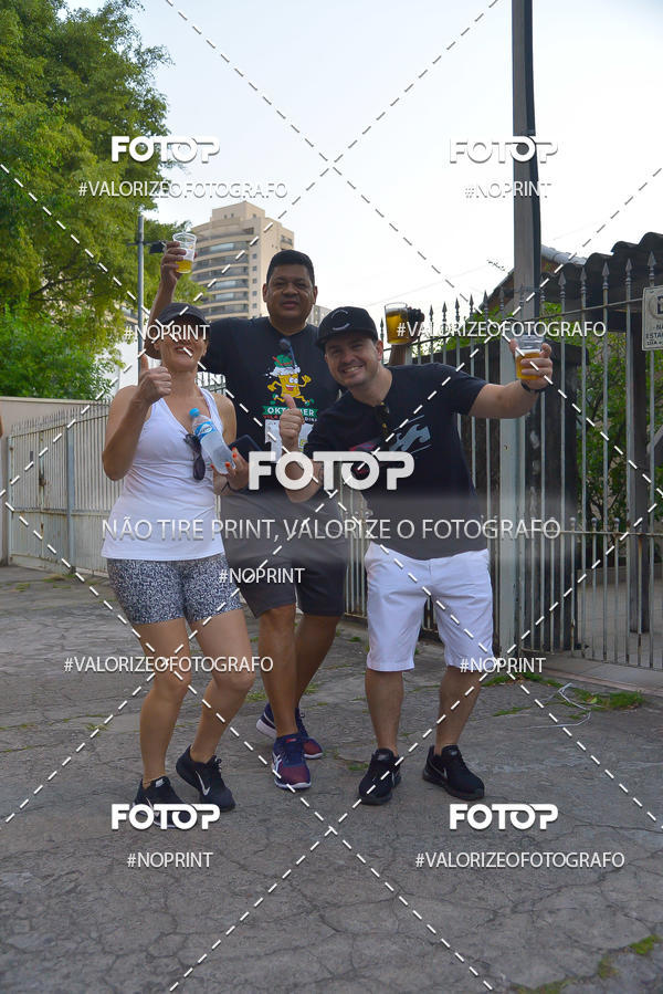 Buy your photos of the eventOktobier Corrida da Cerveja 2019 on Fotop