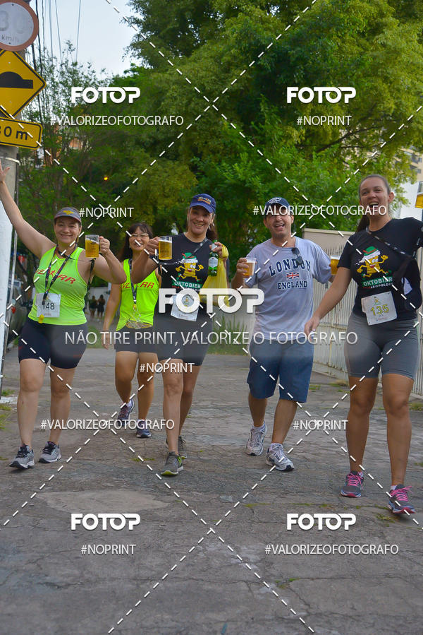 Buy your photos of the eventOktobier Corrida da Cerveja 2019 on Fotop